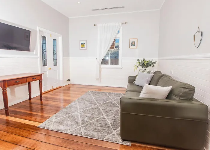 Cottage On Dangar